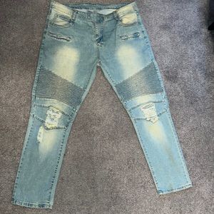 Men’s biker style ripped jeans